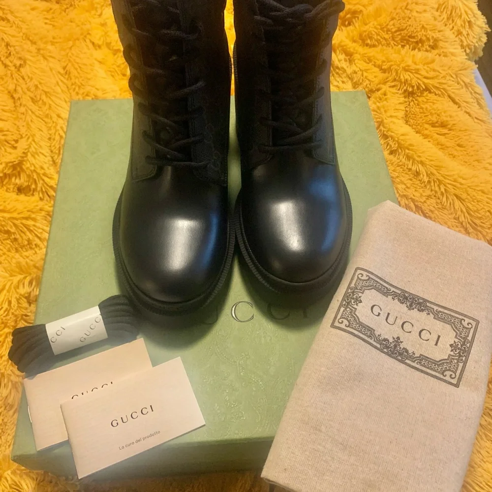 Gucci Quilted Black Lace-Up Boots - Picture 3 of 4